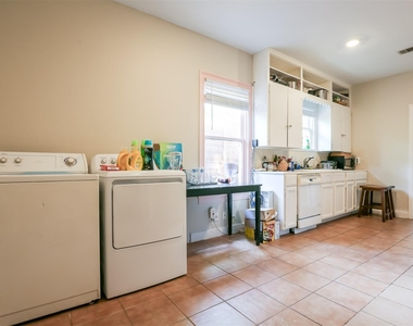 308 E 32nd St - Photo Thumbnail 7