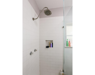 308 E 32nd St - Photo Thumbnail 13