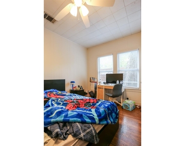 308 E 32nd St - Photo Thumbnail 24