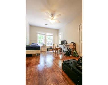 308 E 32nd St - Photo Thumbnail 16