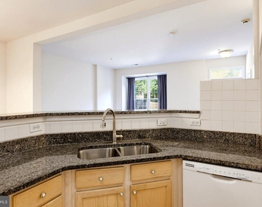 5210 Duke Court - Photo Thumbnail 12