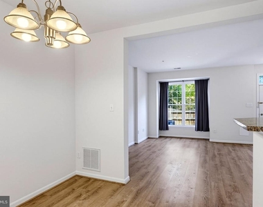 5210 Duke Court - Photo Thumbnail 16