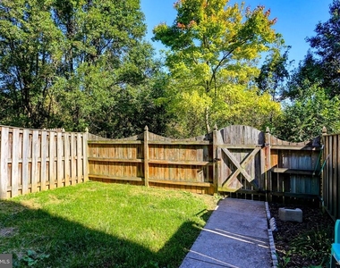 5210 Duke Court - Photo Thumbnail 5