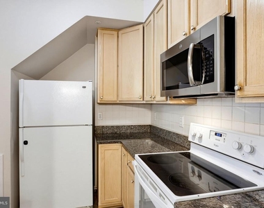 5210 Duke Court - Photo Thumbnail 11