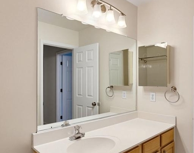5210 Duke Court - Photo Thumbnail 21