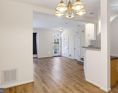 5210 Duke Court - Photo Thumbnail 8
