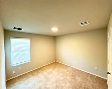 5813 Xene Dr - Photo Thumbnail 17