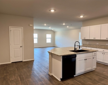 5813 Xene Dr - Photo Thumbnail 4
