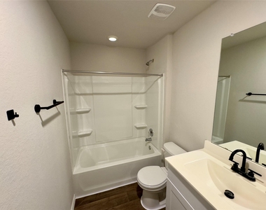5813 Xene Dr - Photo Thumbnail 21