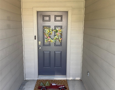 5813 Xene Dr - Photo Thumbnail 2