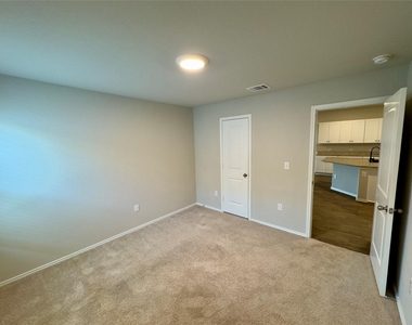 5813 Xene Dr - Photo Thumbnail 16