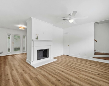 2401 Winsted Ln - Photo Thumbnail 1