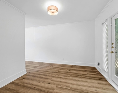 2401 Winsted Ln - Photo Thumbnail 7