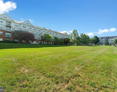 509 Bridgeport Place - Photo Thumbnail 16