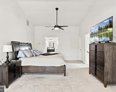 99 Clydesdale Lane - Photo Thumbnail 39