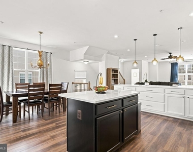 99 Clydesdale Lane - Photo Thumbnail 13