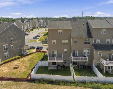 99 Clydesdale Lane - Photo Thumbnail 54