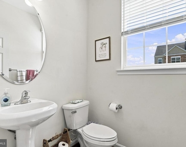 99 Clydesdale Lane - Photo Thumbnail 29