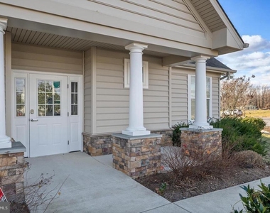 99 Clydesdale Lane - Photo Thumbnail 58