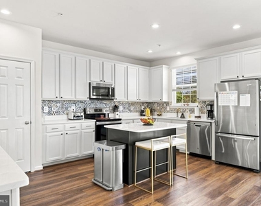 99 Clydesdale Lane - Photo Thumbnail 17