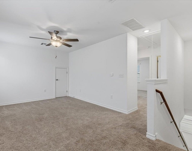 5202 Dimesky Ln - Photo Thumbnail 23