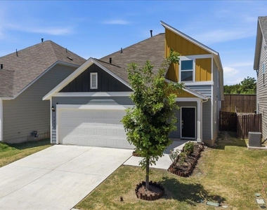5202 Dimesky Ln - Photo Thumbnail 2