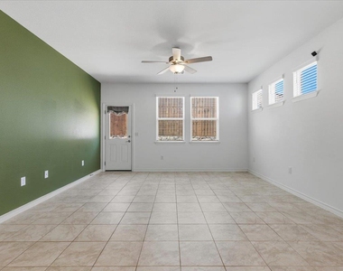 5202 Dimesky Ln - Photo Thumbnail 14