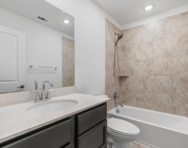 5202 Dimesky Ln - Photo Thumbnail 28
