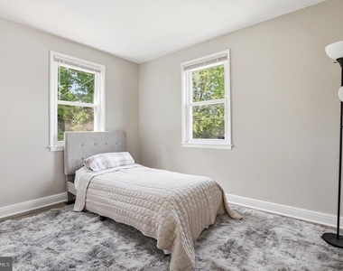 2507 Glencoe Road - Photo Thumbnail 13