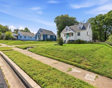 2507 Glencoe Road - Photo Thumbnail 1