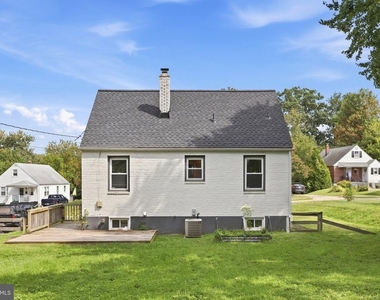 2507 Glencoe Road - Photo Thumbnail 46