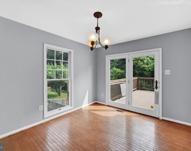 27 Preakness Court - Photo Thumbnail 5