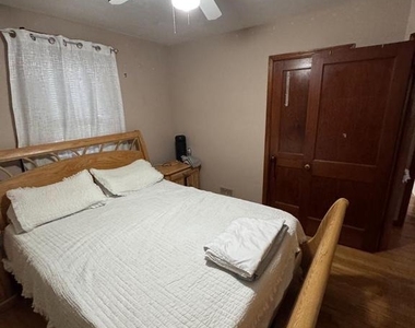 5634 North Lane - Photo Thumbnail 17