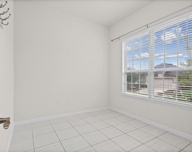 12702 Bloomington Dr - Photo Thumbnail 2