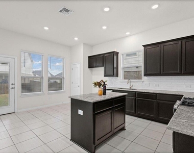 12702 Bloomington Dr - Photo Thumbnail 6