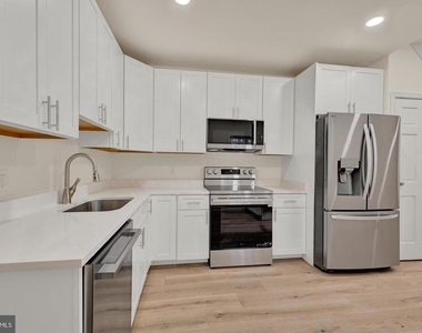 1736 Westphal Place - Photo Thumbnail 10