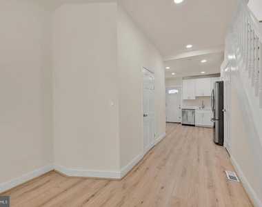 1736 Westphal Place - Photo Thumbnail 6