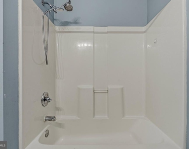 2806 Pulaski Highway - Photo Thumbnail 14