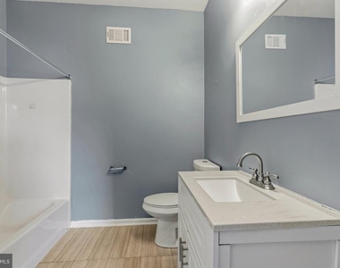 2806 Pulaski Highway - Photo Thumbnail 15
