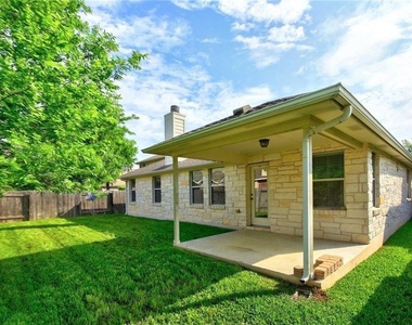 9600 Castle Pines Dr - Photo Thumbnail 7