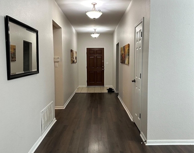9600 Castle Pines Dr - Photo Thumbnail 5