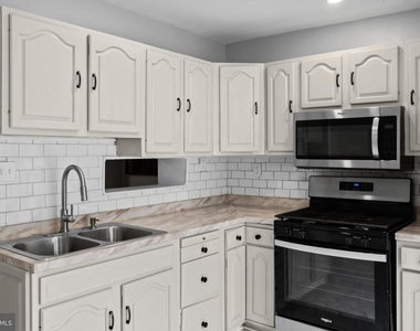 3404 Mueller Street - Photo Thumbnail 10