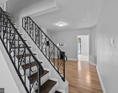 3404 Mueller Street - Photo Thumbnail 3