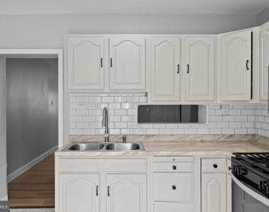 3404 Mueller Street - Photo Thumbnail 12