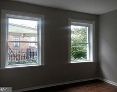 2012 Mount Royal Terrace - Photo Thumbnail 17