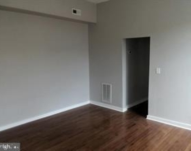 2012 Mount Royal Terrace - Photo Thumbnail 20