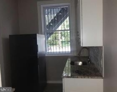 2012 Mount Royal Terrace - Photo Thumbnail 11