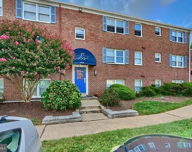 4410 Falls Bridge Drive - Photo Thumbnail 2