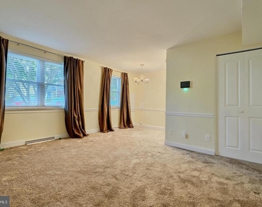 4410 Falls Bridge Drive - Photo Thumbnail 4