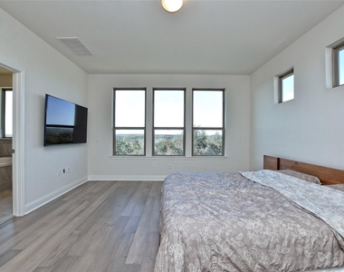 13000 Orihuela Dr - Photo Thumbnail 20